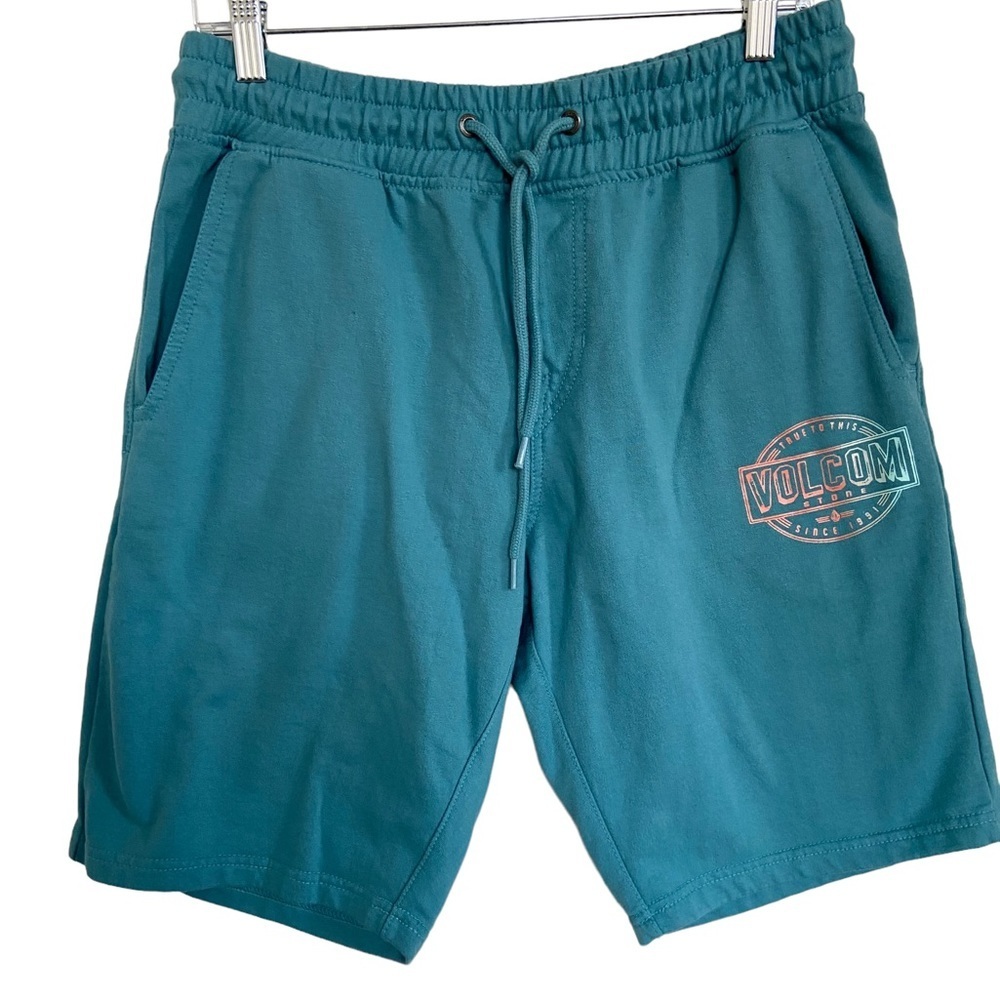 VOLCOM ROUNDABOUT FLEECE SHORTS - Picture 3 of 9